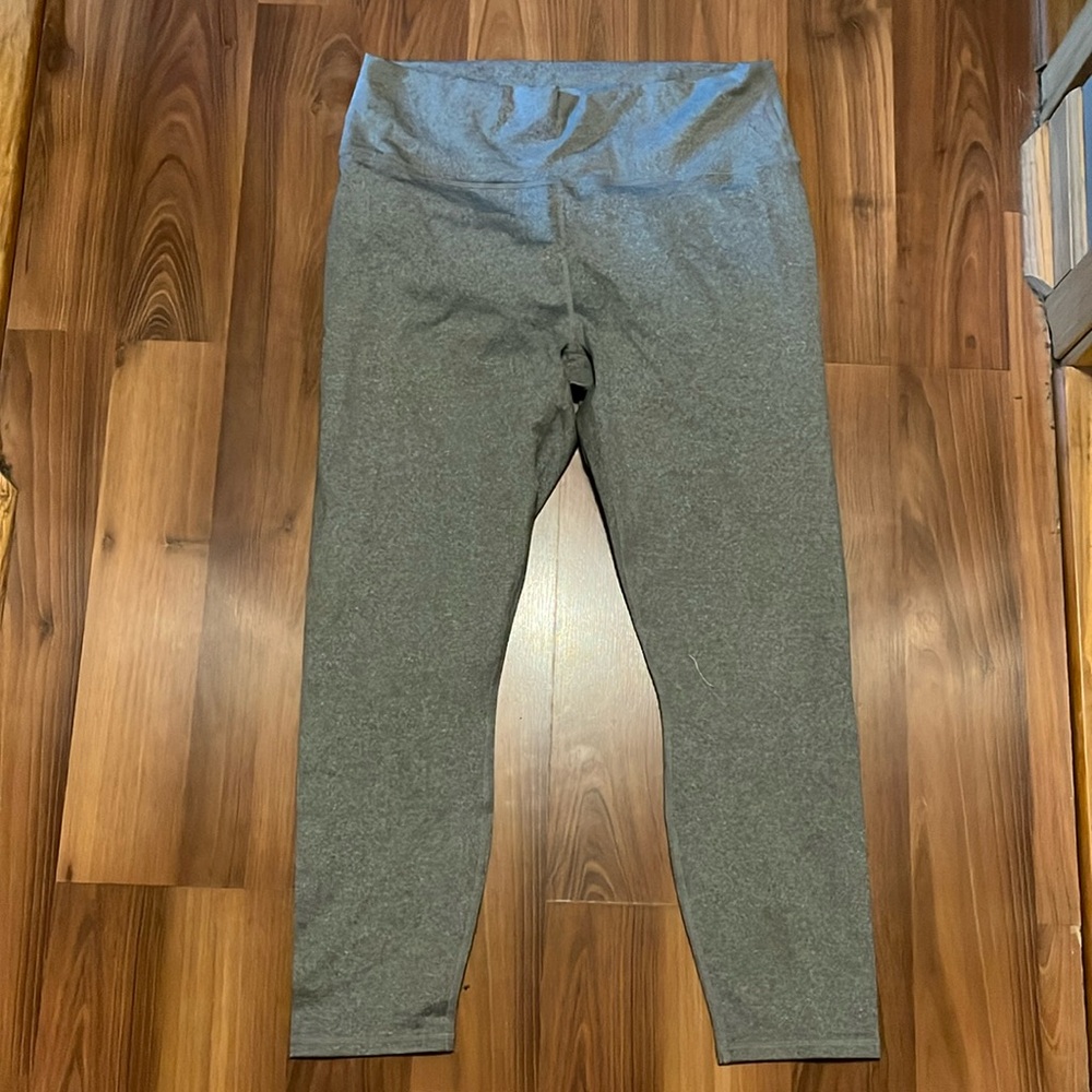 NWT !!!!! Size Xl
